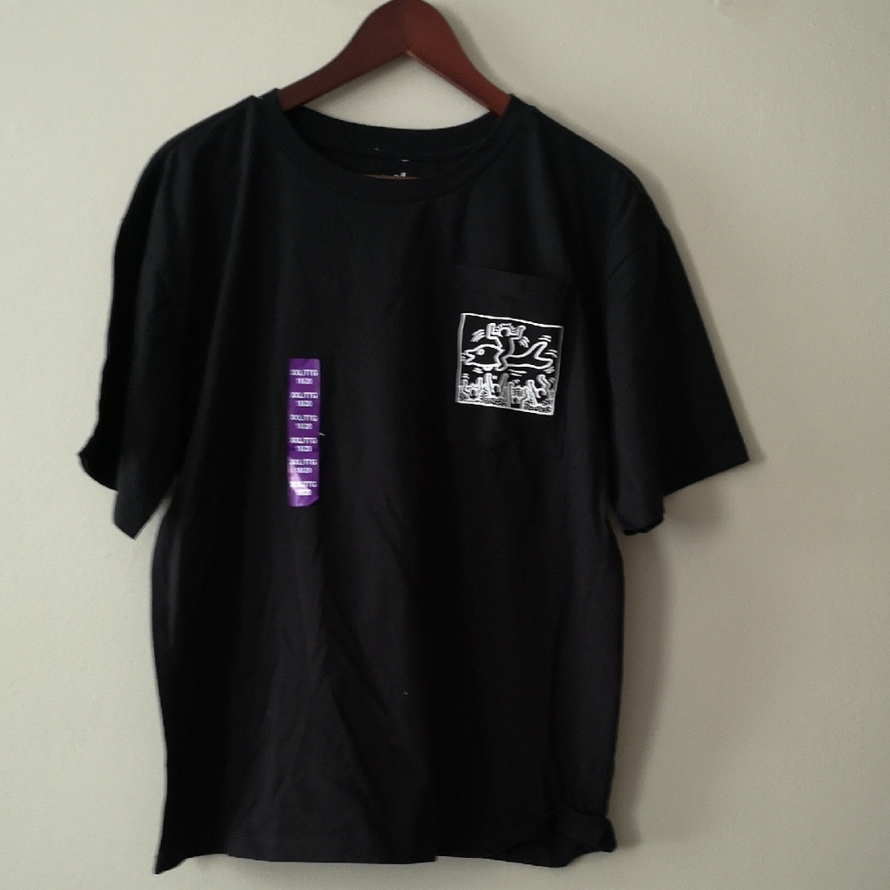 Black Graphic T-Shirt By Keith Haring Youth 18-20 NEW Pocket & Back Graphic